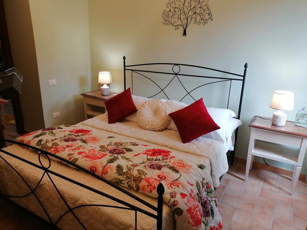La Maisonette Del Borgo Ronciglione  Luaran gambar