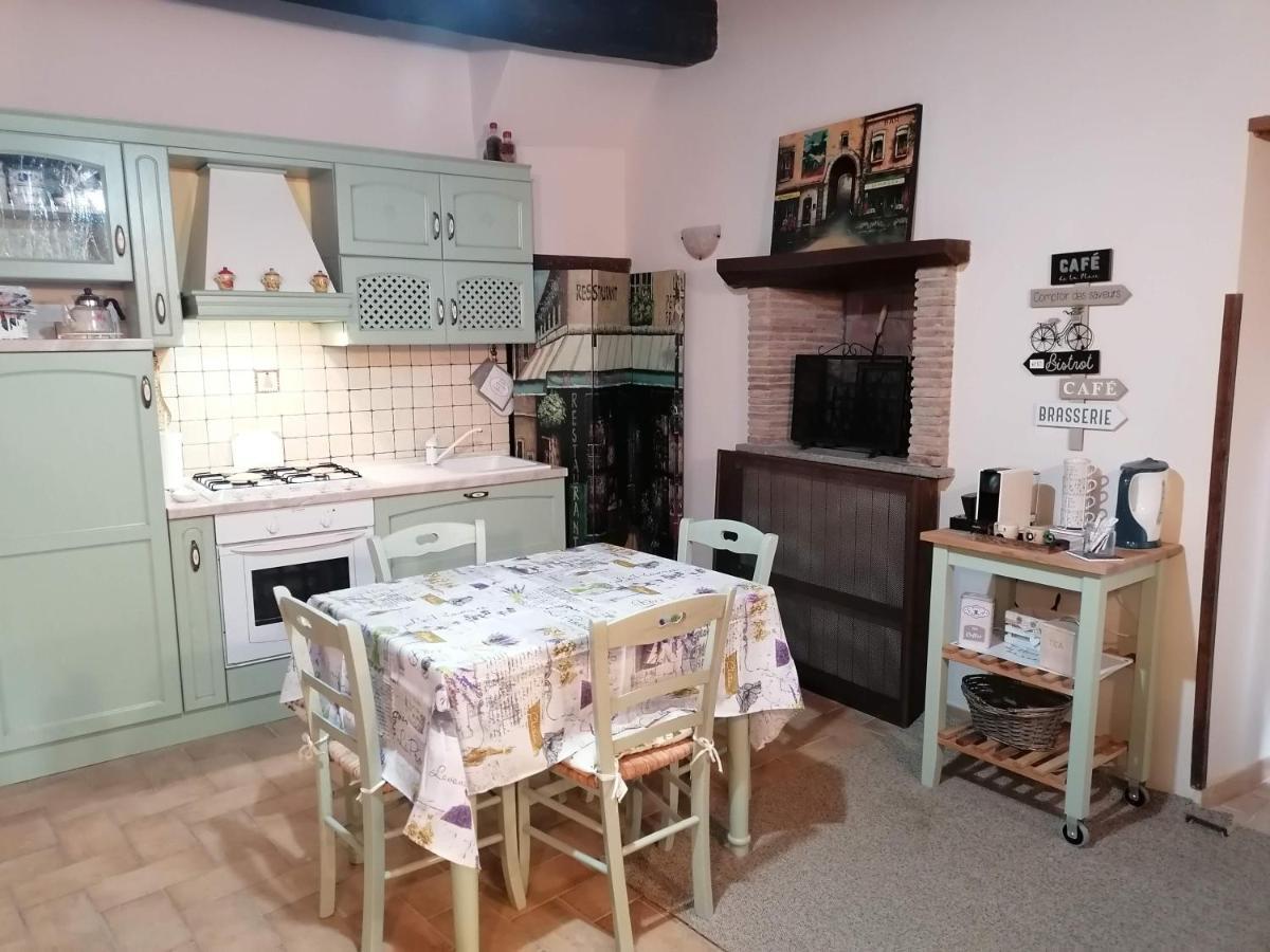 La Maisonette Del Borgo Ronciglione  Luaran gambar